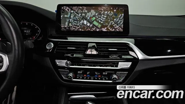 BMW 5-Series — Фото автомобиля 14