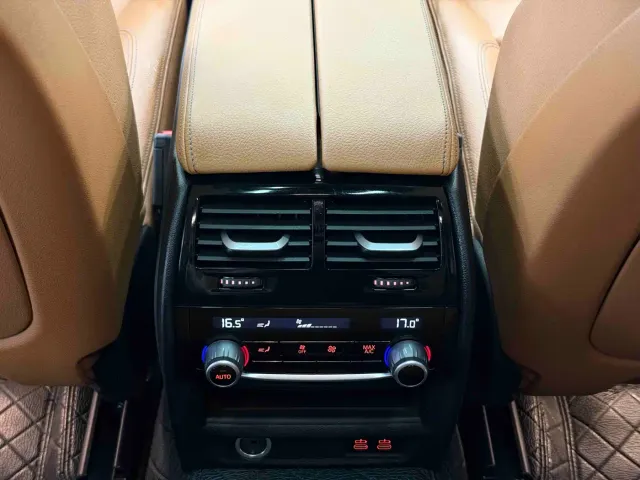BMW 6 Series Gran Turismo — Фото автомобиля 13