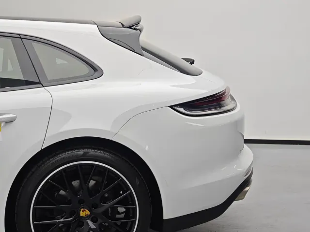 Porsche Panamera — Фото автомобиля 11