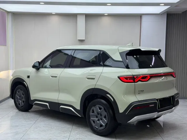 BYD Yuan UP — Фото автомобиля 6