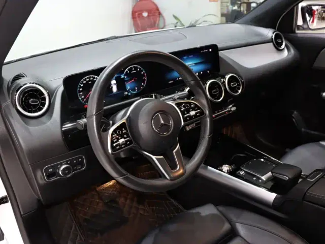Mercedes-Benz GLA-Class — Фото автомобиля 10