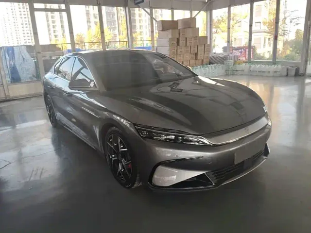 BYD Han — Фото автомобиля 3