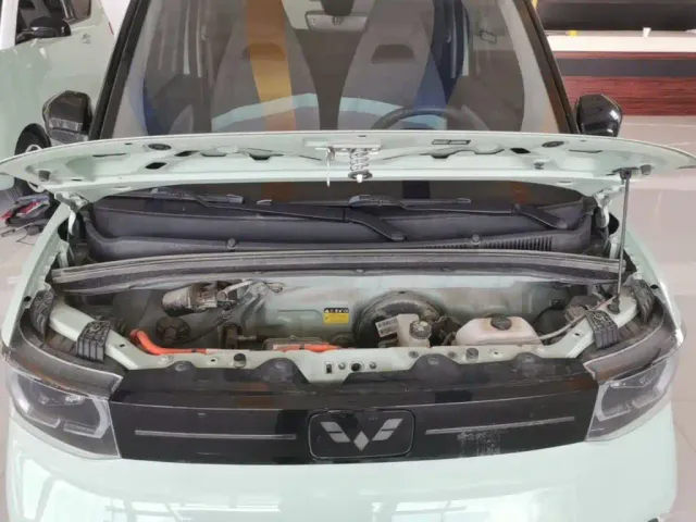 Wuling Hongguang Mini EV — Фото автомобиля 19