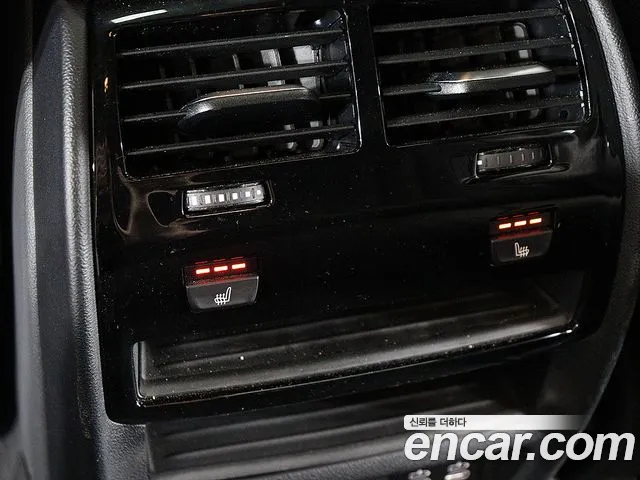 BMW 5 Series G30 — Фото автомобиля 12