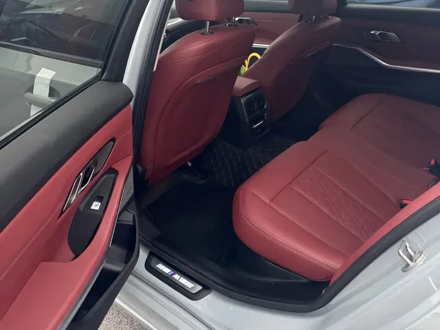 BMW 3 Series — Фото автомобиля 6