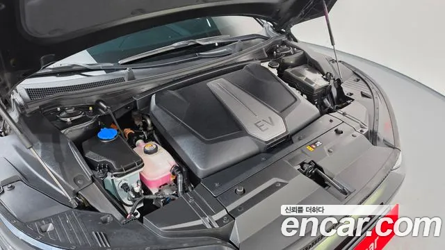 Kia EV6 — Фото автомобиля 5
