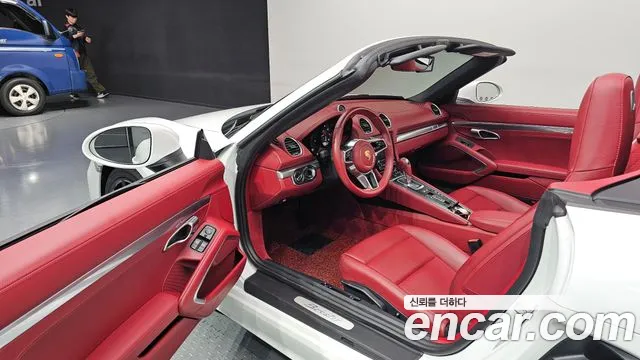 Porsche 718 — Фото автомобиля 10