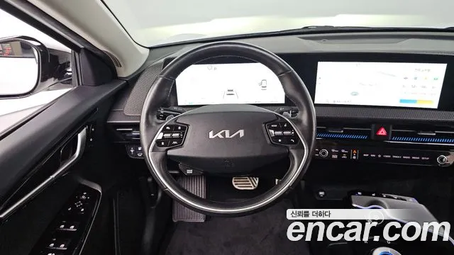 Kia EV6 — Фото автомобиля 11