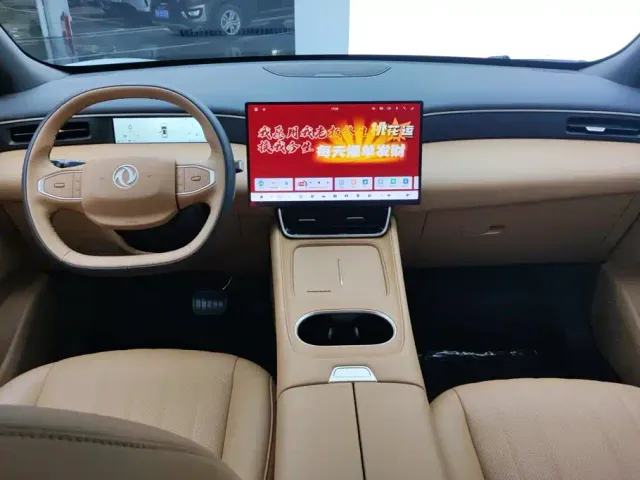 Dongfeng Aeolus L8 — Фото автомобиля 12