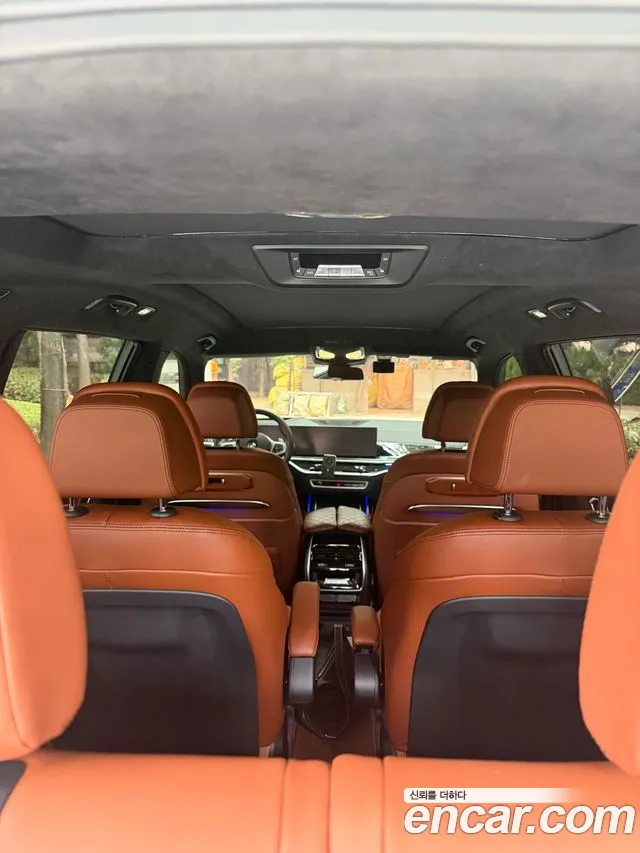 BMW X7 — Фото автомобиля 6