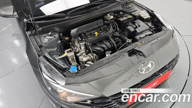 Hyundai AVANTE Avante (CN7) — Фото автомобиля 5
