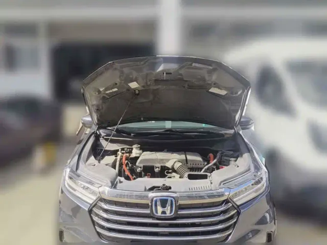 Honda Odyssey — Фото автомобиля 3