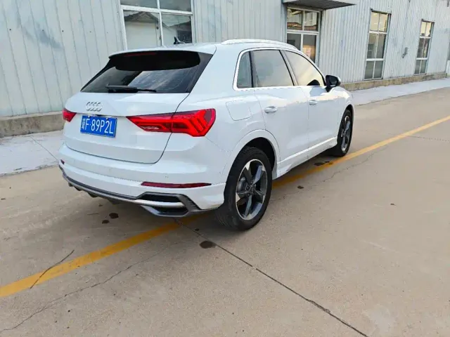 Audi Q3 — Фото автомобиля 4