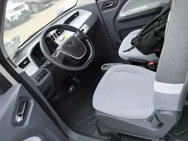 Wuling Hongguang Mini EV — Фото автомобиля 14