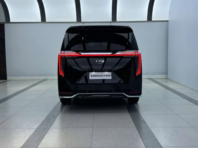 GAC Trumpchi M8 — Фото автомобиля 3