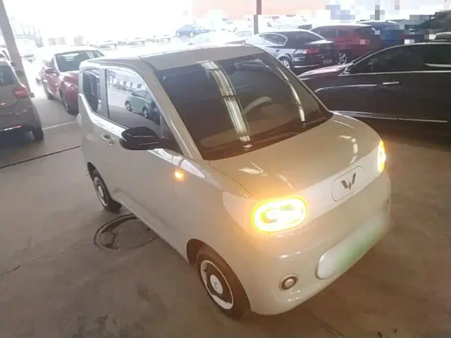 Wuling Hongguang Mini EV — Фото автомобиля 3