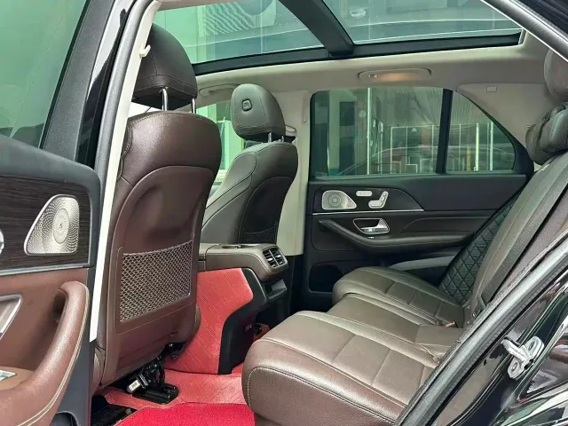 Mercedes-Benz GLE-Class — Фото автомобиля 8