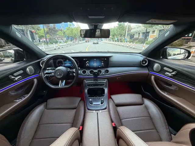 Mercedes-Benz E-Class — Фото автомобиля 10