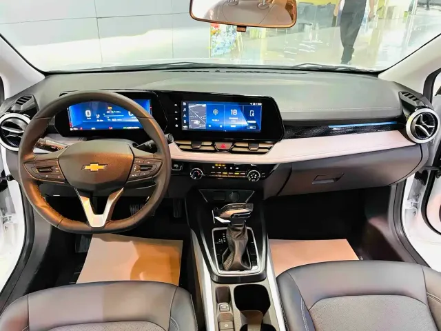 Chevrolet Monza — Фото автомобиля 9