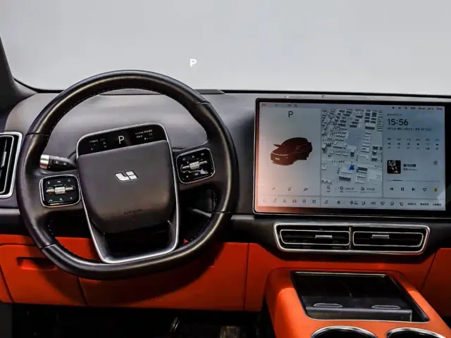Li Auto Li L8 2023 Pro — Фото автомобиля 21