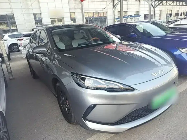 BYD Seal 05 DM-i — Фото автомобиля 3