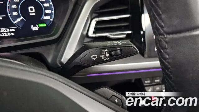 Audi Q4 e-tron F4 — Фото автомобиля 24