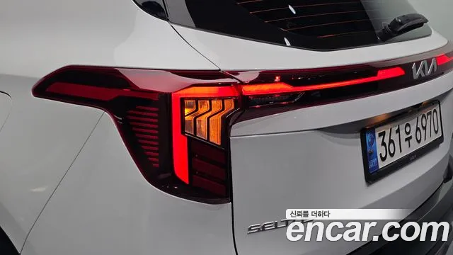 Kia Seltos New — Фото автомобиля 8