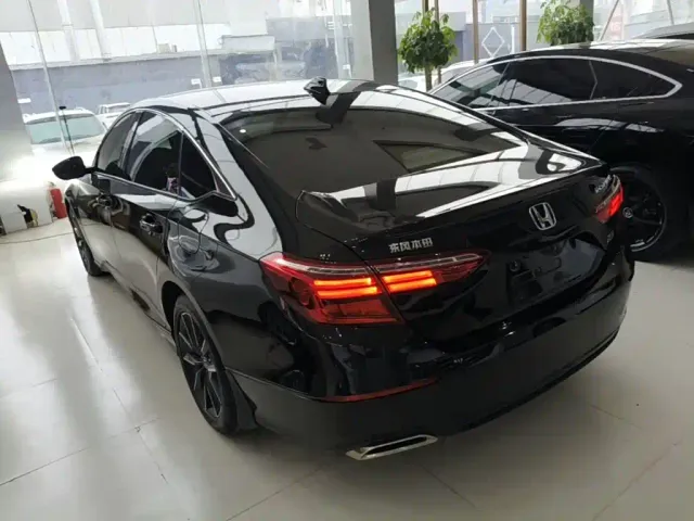 Honda Inspire — Фото автомобиля 4