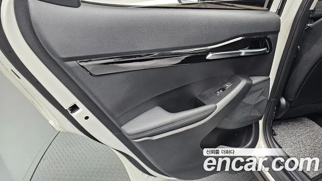 Kia Seltos New — Фото автомобиля 14