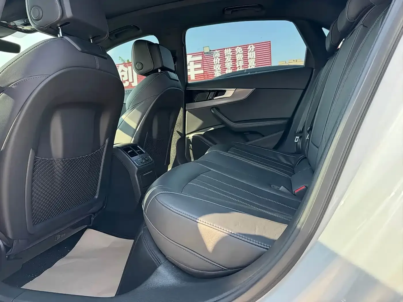 Audi Audi A4L 2023 40 TFSI quattro Luxury Sport — Фото автомобиля 13