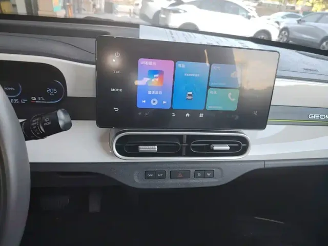 Geely Panda — Фото автомобиля 12
