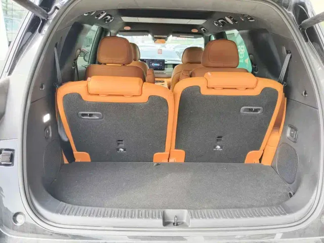 IM Motors LS8 — Фото автомобиля 13