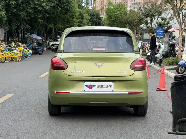 Wuling Bingo — Фото автомобиля 5