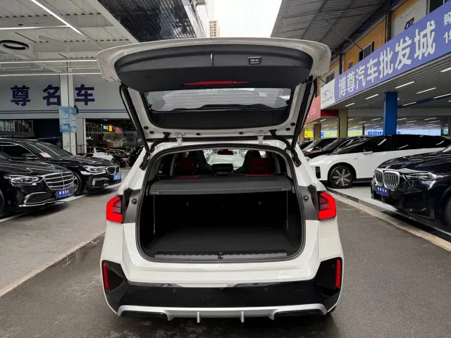 BMW X1 — Фото автомобиля 24
