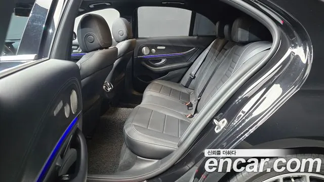 Mercedes-Benz E-Class W213 — Фото автомобиля 18