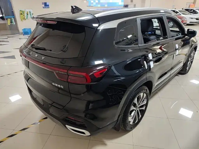 Chery Tiggo 8 — Фото автомобиля 6