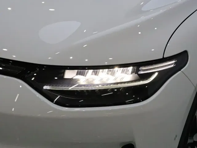 Leapmotor C11 — Фото автомобиля 18