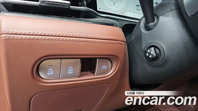 Genesis G90 Бензин 3.5 турбо AWD — Фото автомобиля 5