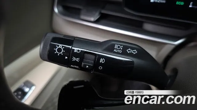Kia Carnival — Фото автомобиля 30