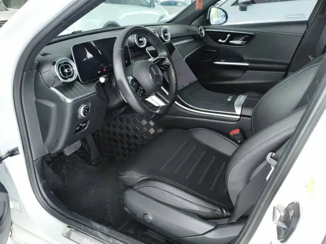 Mercedes-Benz C-Class — Фото автомобиля 9