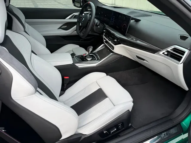 BMW M4 — Фото автомобиля 19