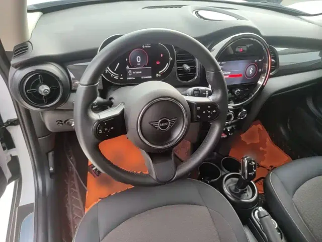 MINI Hatch — Фото автомобиля 10