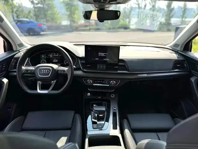 Audi Q5L — Фото автомобиля 7