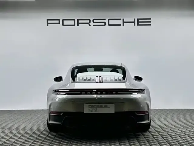 Porsche 911 — Фото автомобиля 4