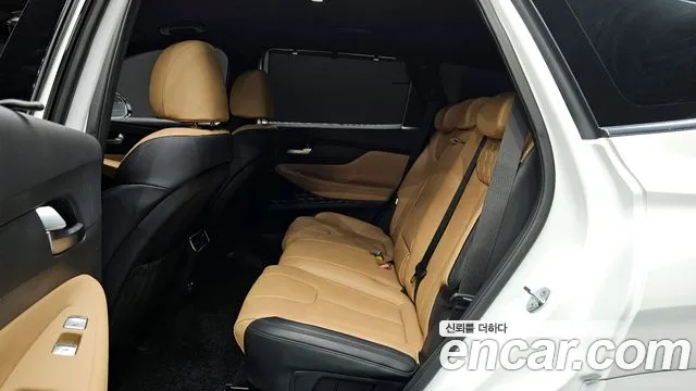 Hyundai Santafe Новый Santa Fe Бензин 2.5T 2WD — Фото автомобиля 12