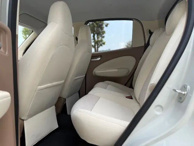 Wuling Hongguang Mini EV — Фото автомобиля 6