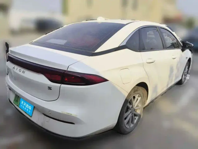 GAC Aion S — Фото автомобиля 2