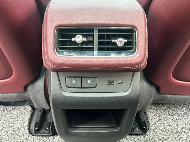 Cadillac XT5 — Фото автомобиля 28