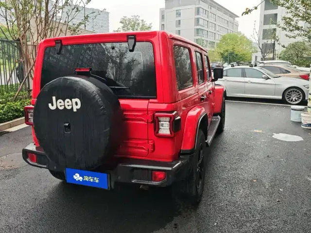 Jeep Wrangler — Фото автомобиля 3