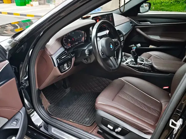 BMW 5 Series — Фото автомобиля 9